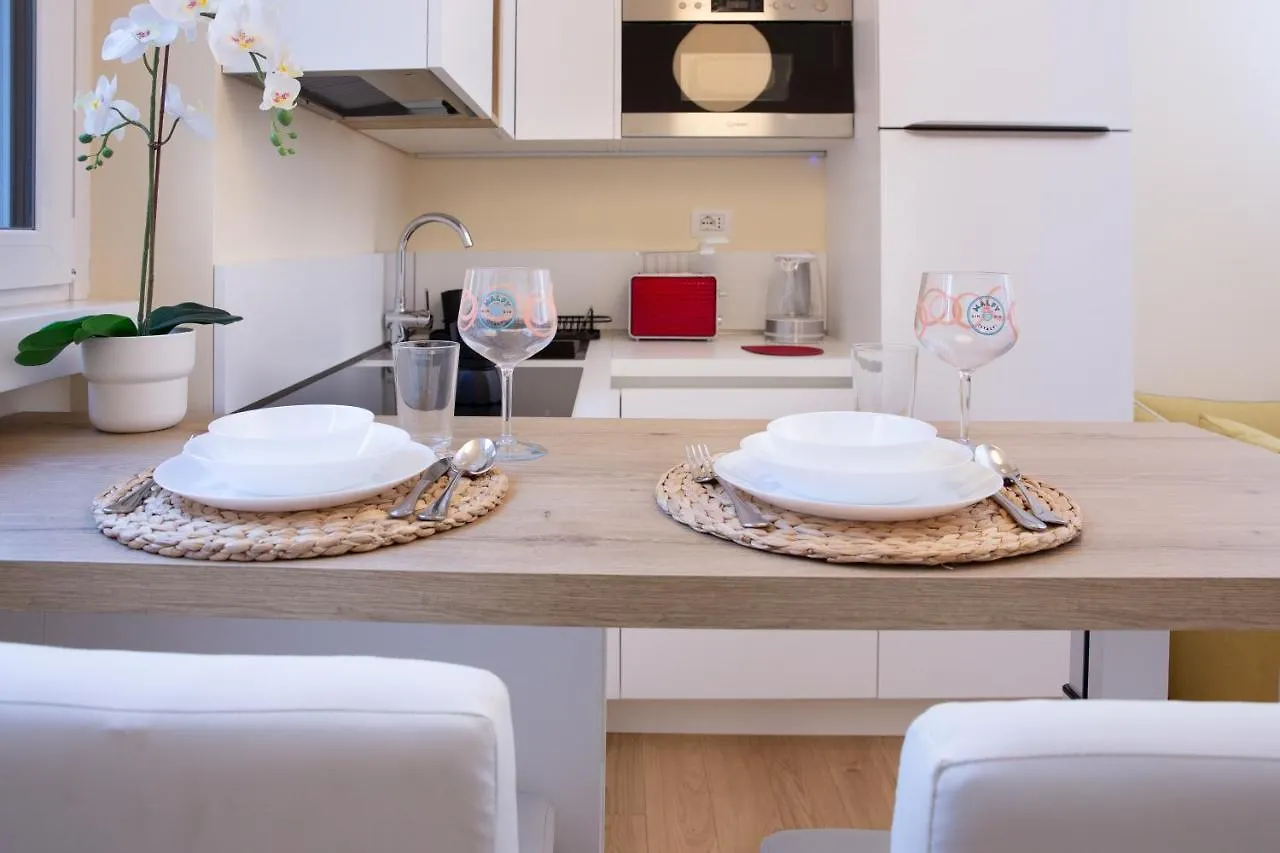 Botero Luxury Apartment Vicino Arco Della Pace Milan 0*,